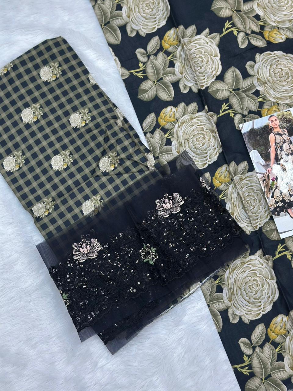 882Unstitched OG Maria.B Mprints 3pc lawn suit