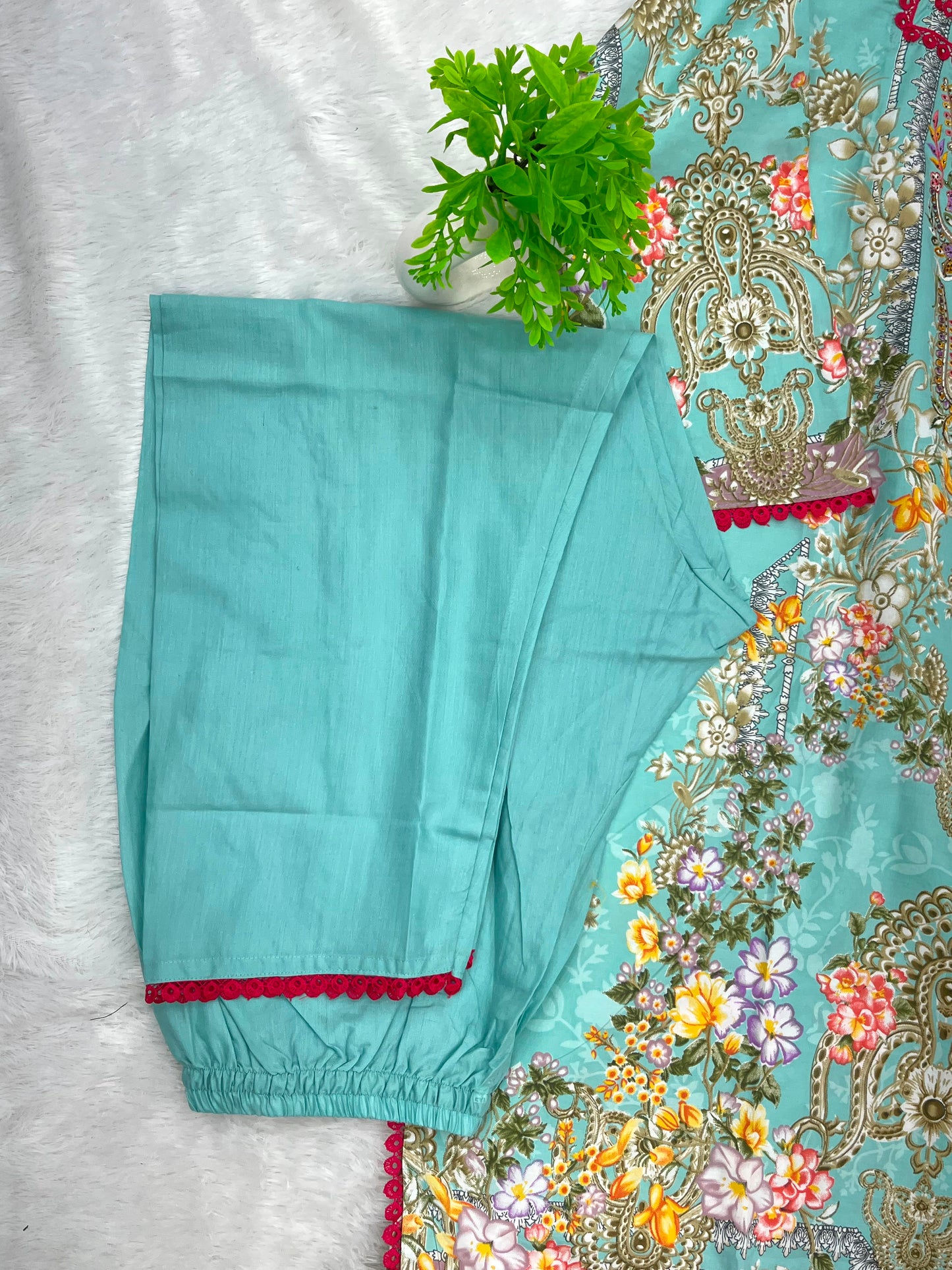 1291 Pakistani Embroidered Suit - Vandana Sobia Nazer