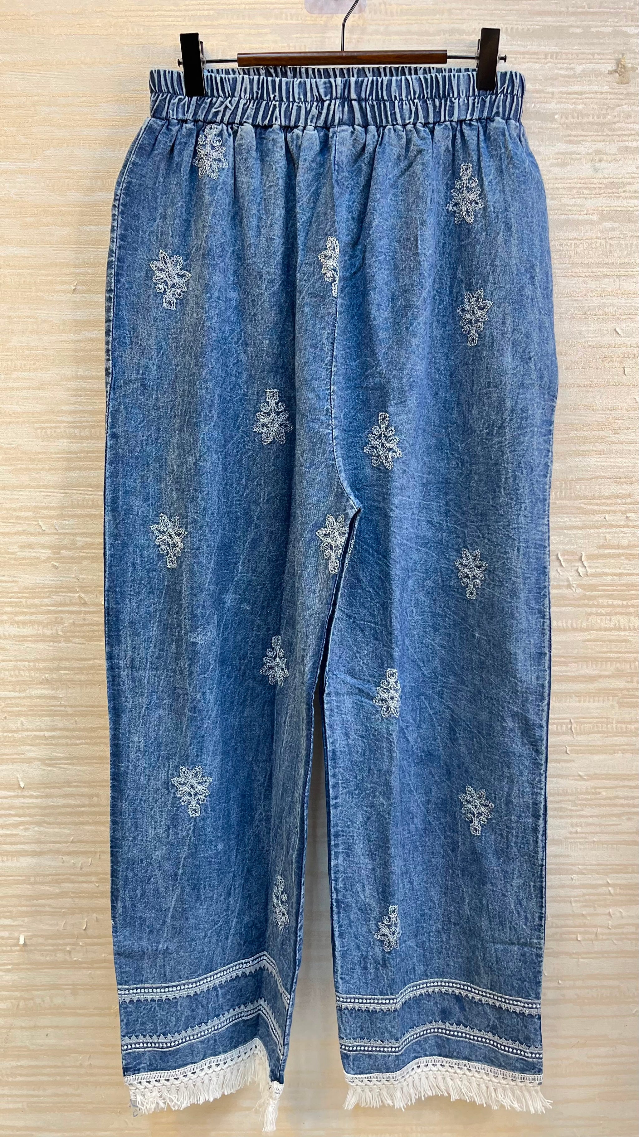1189 Embroidered Denim Coordset - Mid Blue