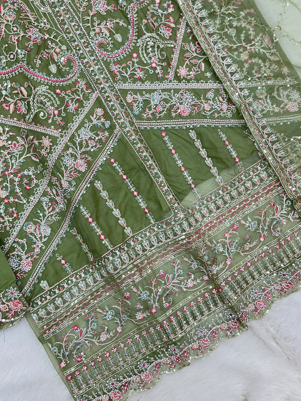 1434 Heavy Pakistani Partywear - Fawn Brown