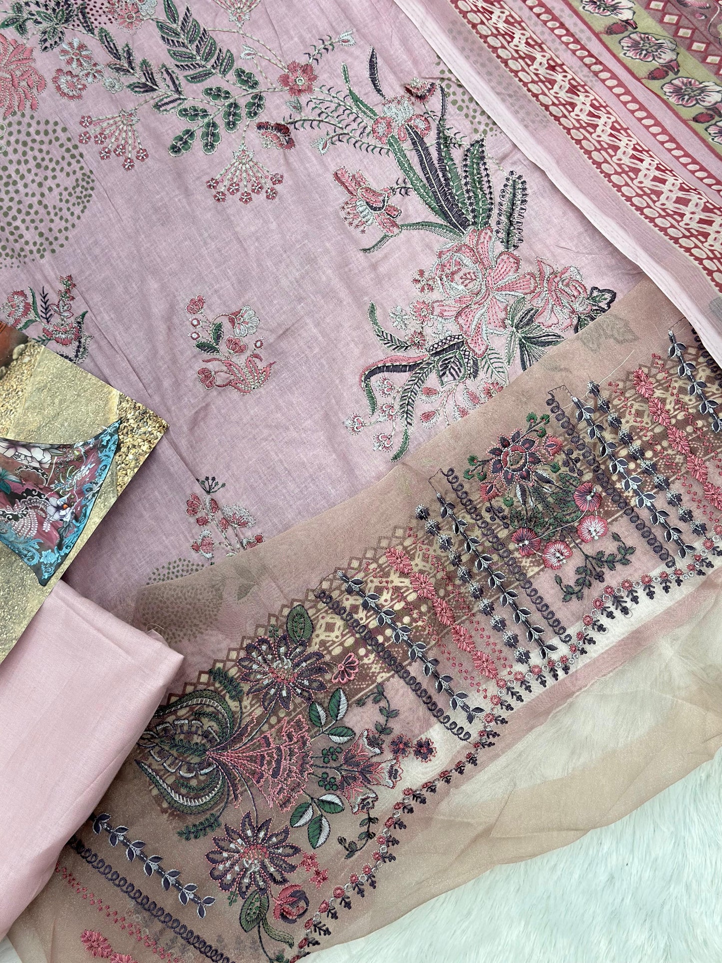 967 Unstitched Pakistani Embroidered Suit