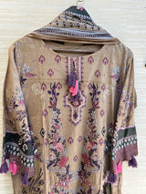1351 Pakistani Embroidered Suit