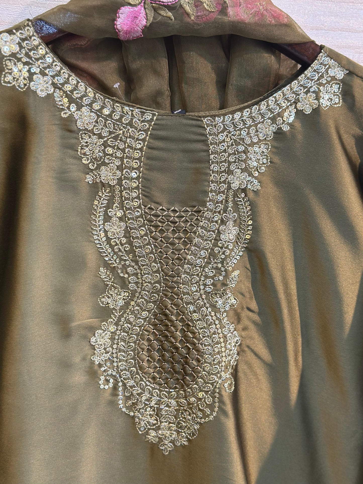 547 Pakistani Farshi Cordset