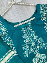 1509 Pakistani Embroidered Suit