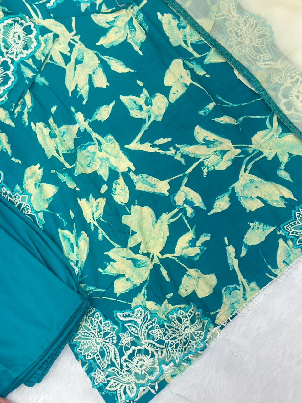 812 Readymade Pakistani Printed Coord-Set