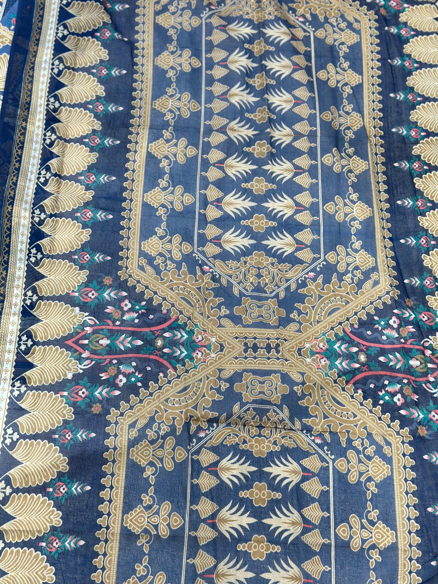 1069 Pakistani Printed Suit