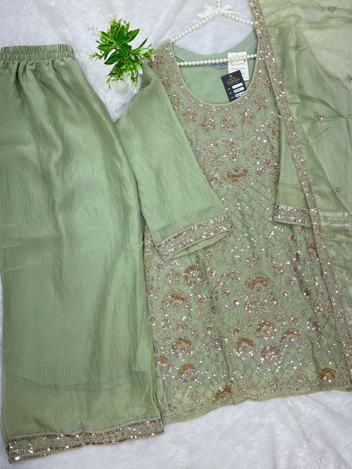 1427 Heavy Pakistani Partywear - Pista Green