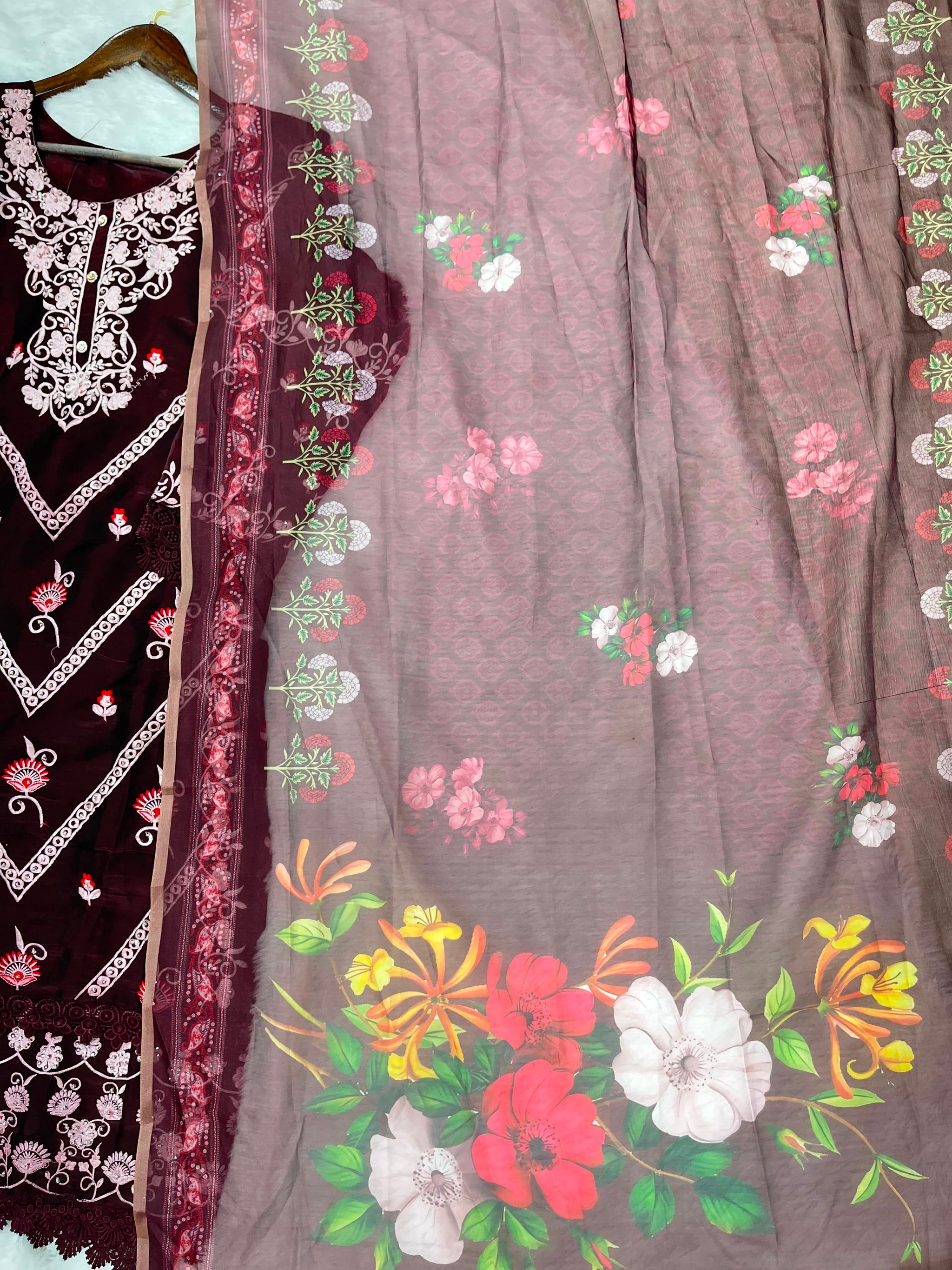 1149 Premium Pakistani Partywear