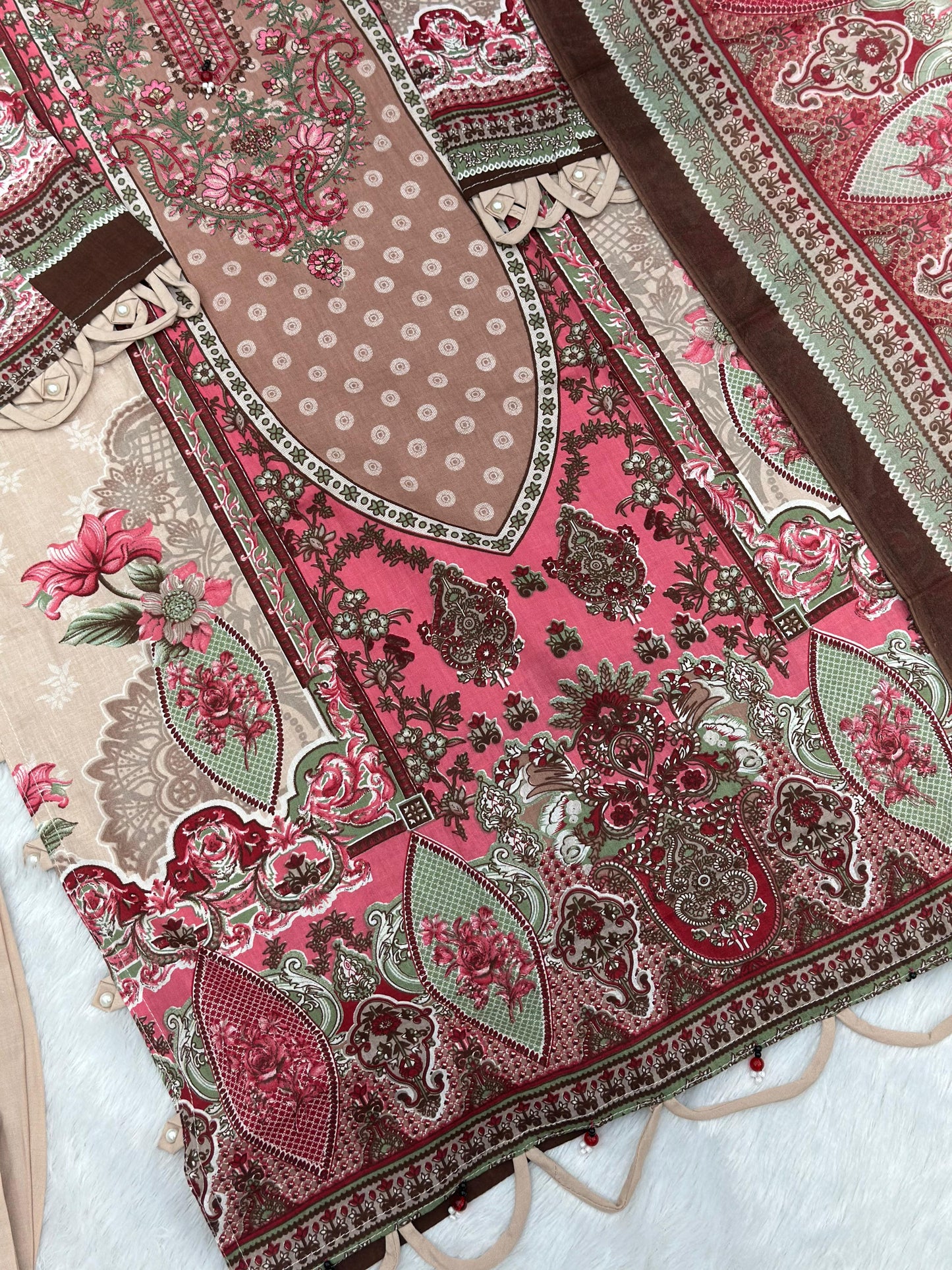 852 Readymade Pakistani Floral Embroidery Lawn Suit