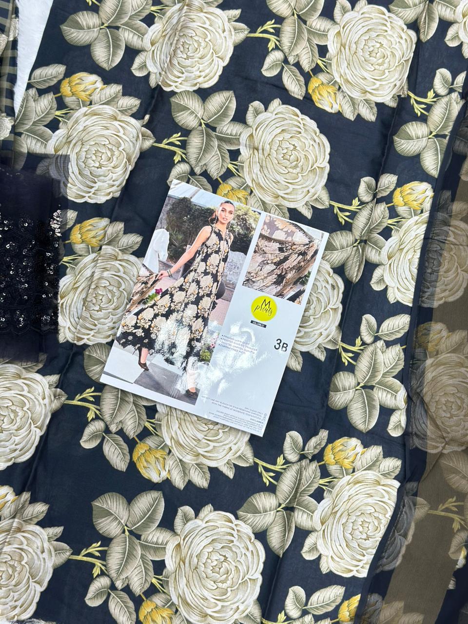 882Unstitched OG Maria.B Mprints 3pc lawn suit