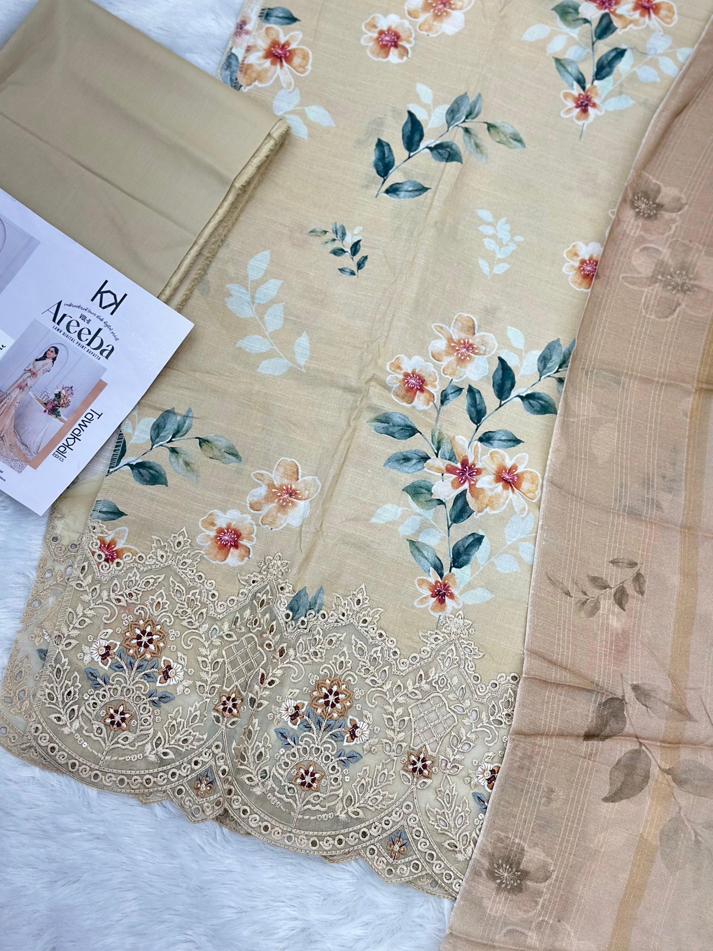 889 Unstitched OG Areeba by Tawakkal Fabrics Embroidered Lawn Suit