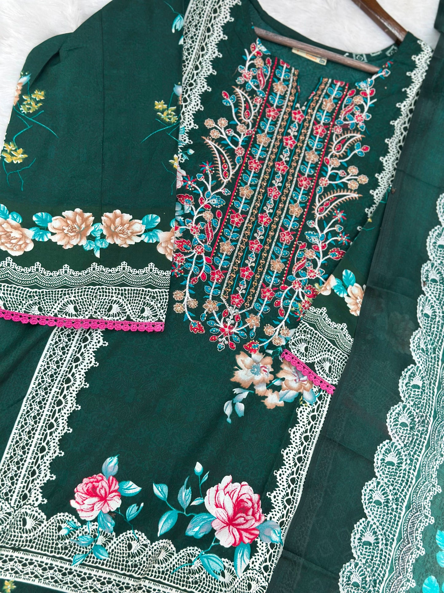 946 Pakistani Embroidered Suit