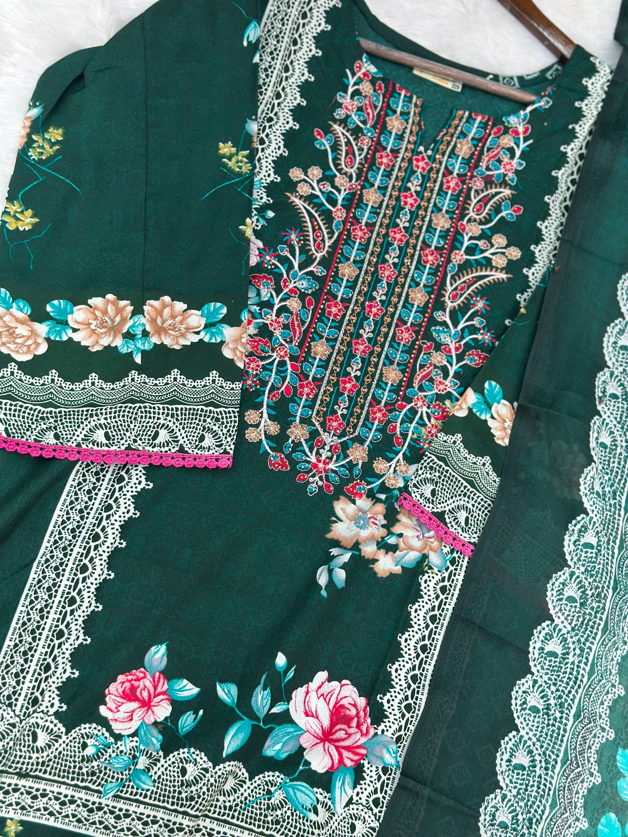 946 Pakistani Embroidered Suit