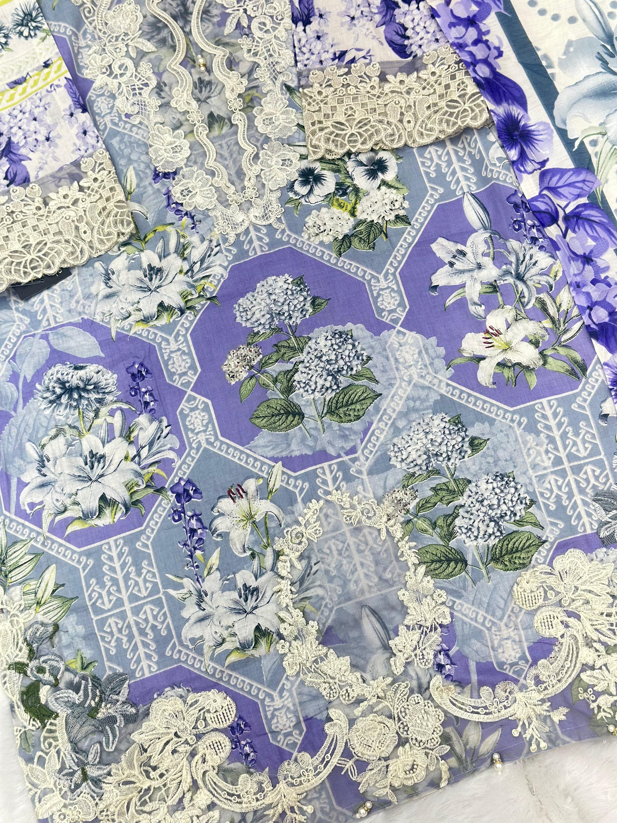 749 Readymade Elaf Pakistani Floral Printed Lawn Suit