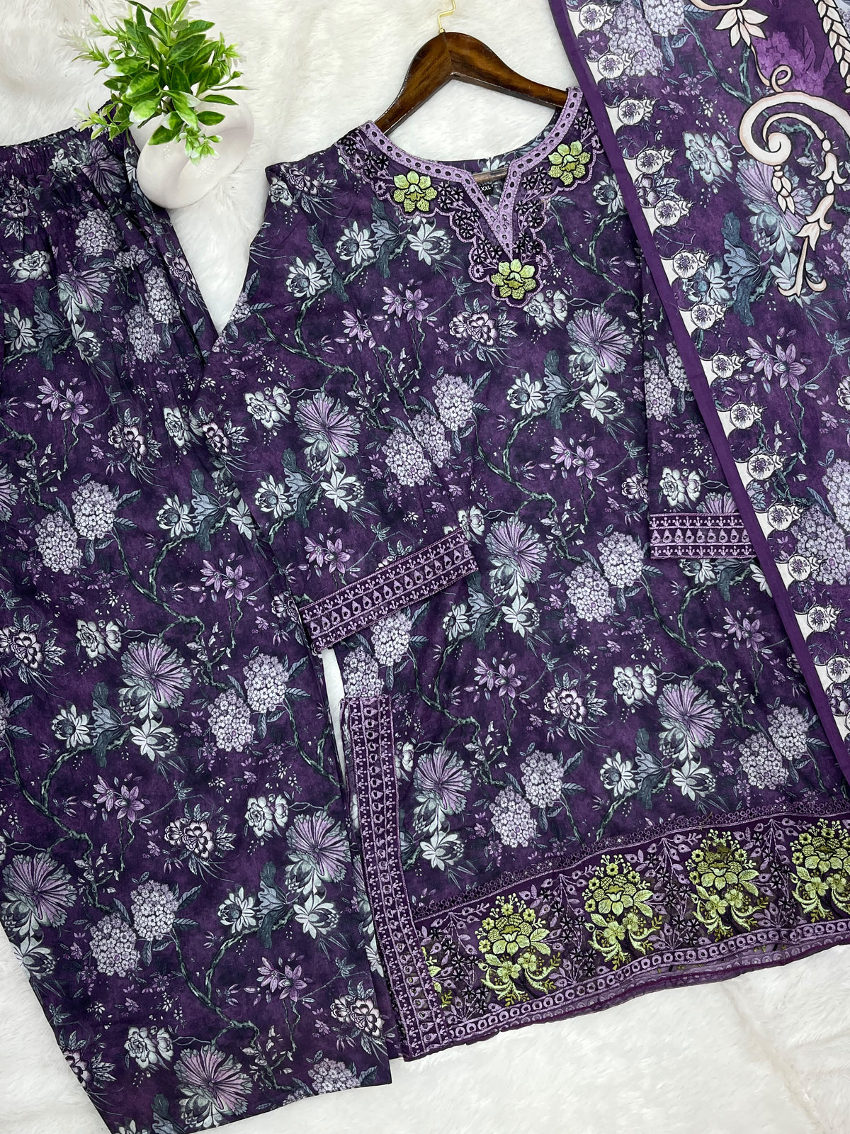 1424 Mausumery Foral Lawn Suit - Green