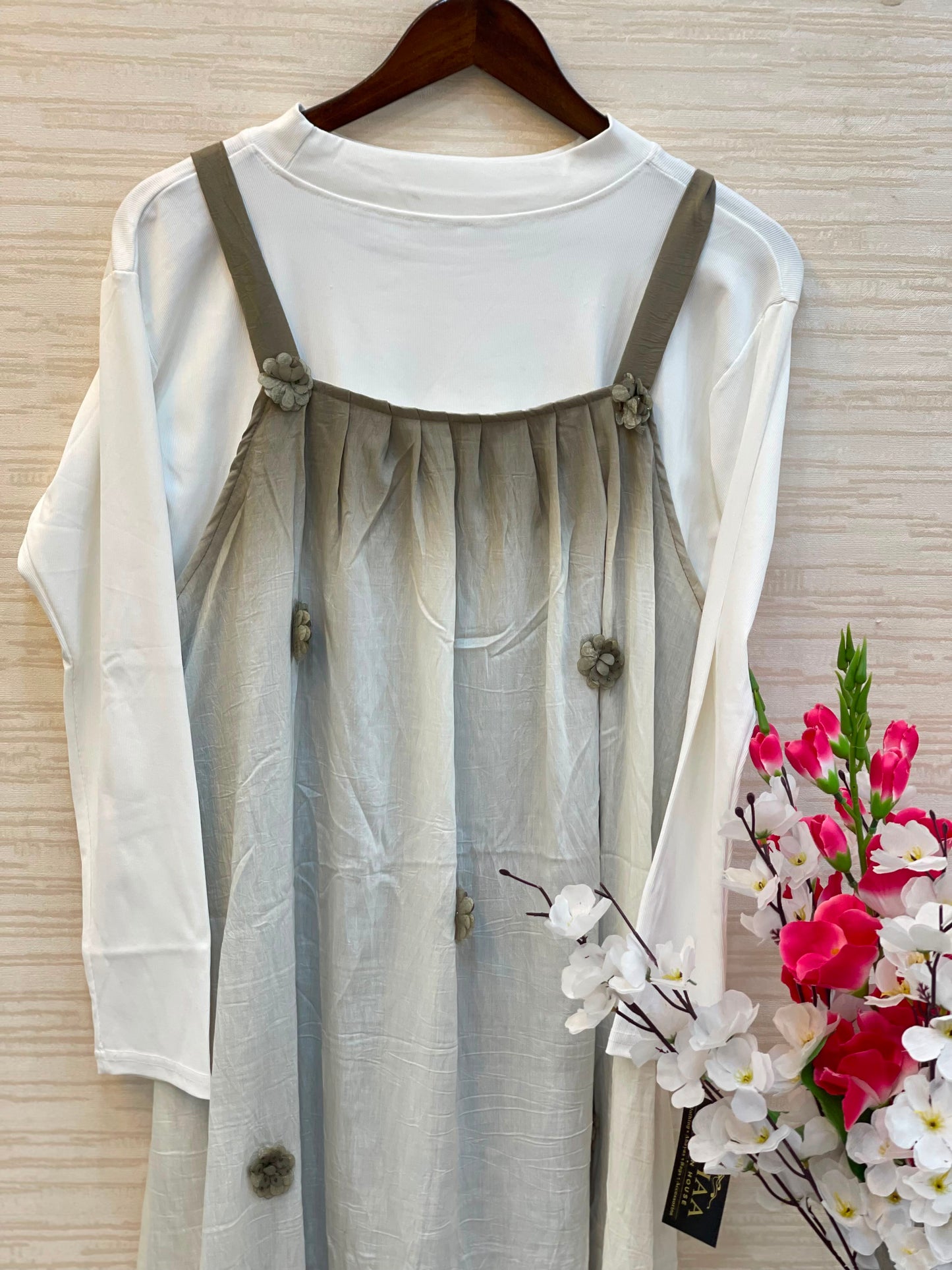 1015 Floral Flare Coord Set - Taupe Gray