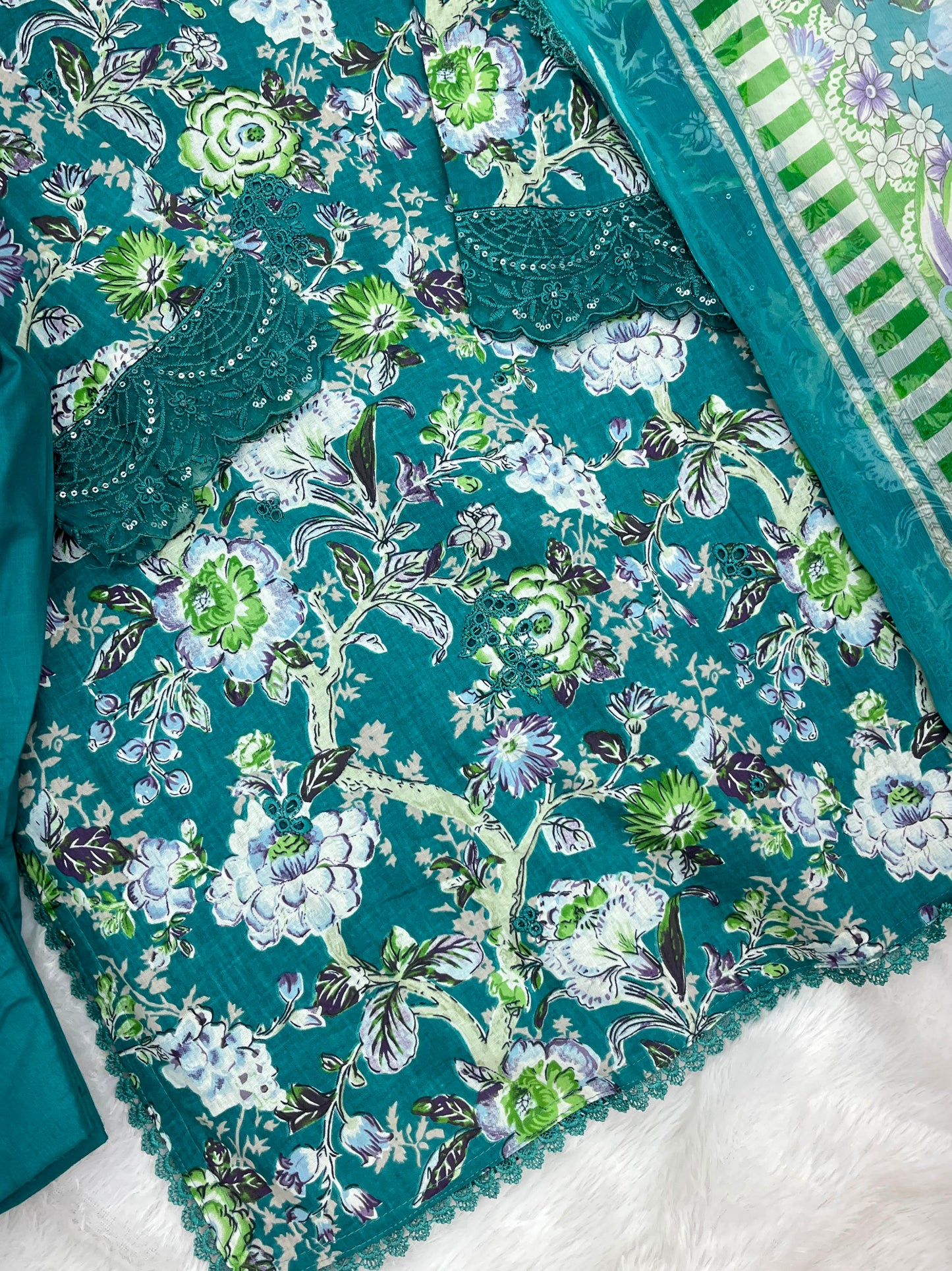 1337 Pakistani Lawn Suit - Purple