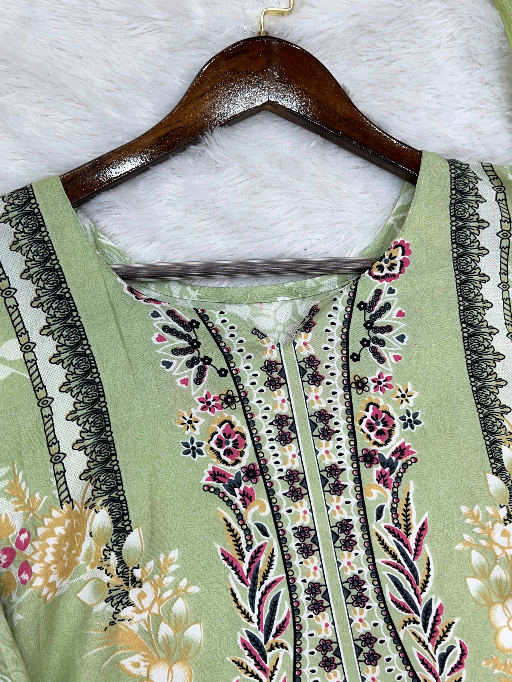 1273 Pakistani Printed Suit