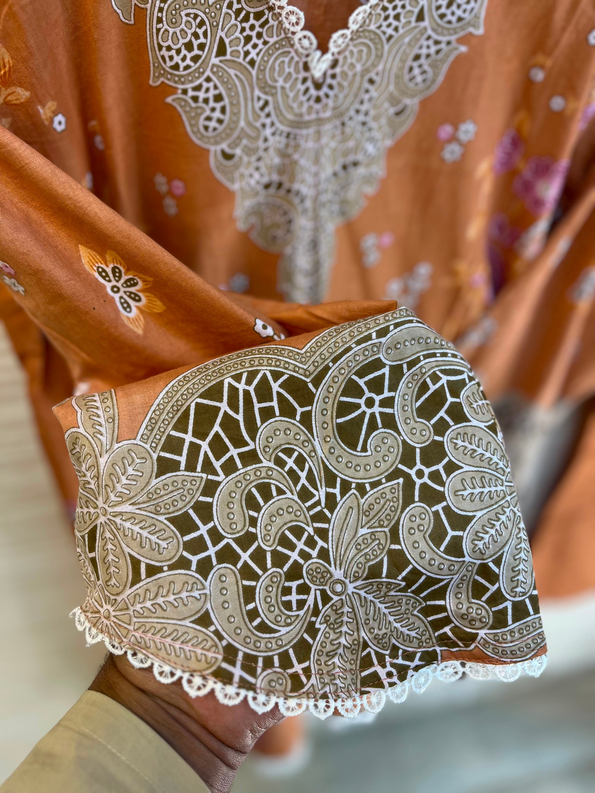 1089 Pakistani Printed Suit