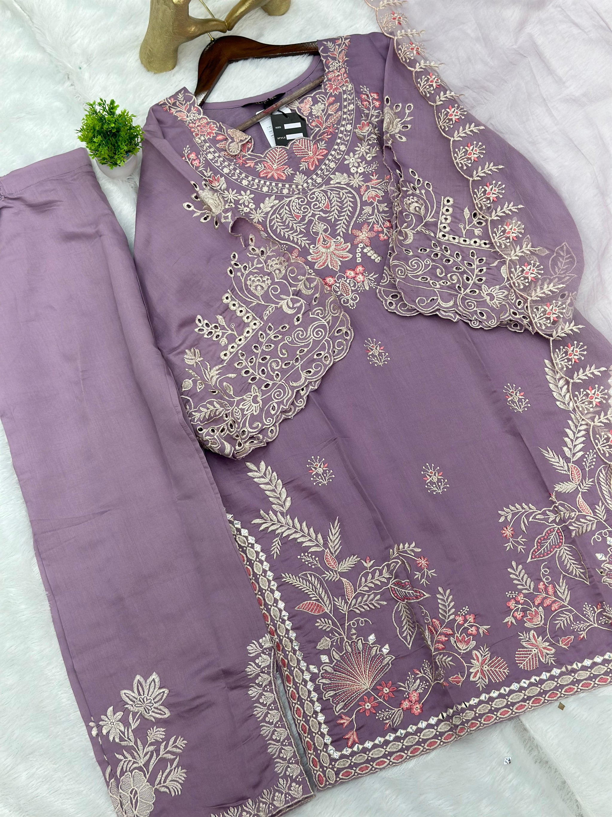 700 Pakistani Cut-Work Party-wear