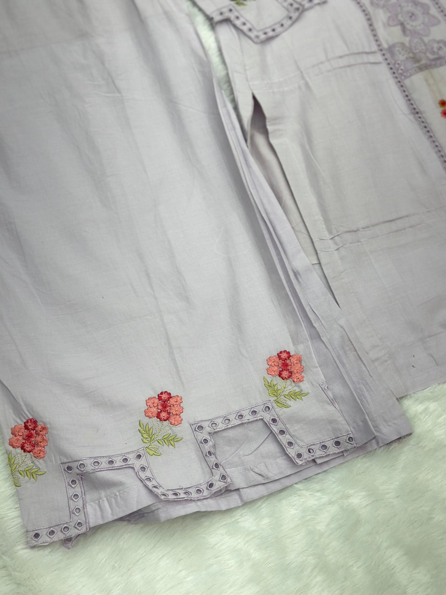 660 Premium Pakistani Lawn Cordset Set - Ash Lilac