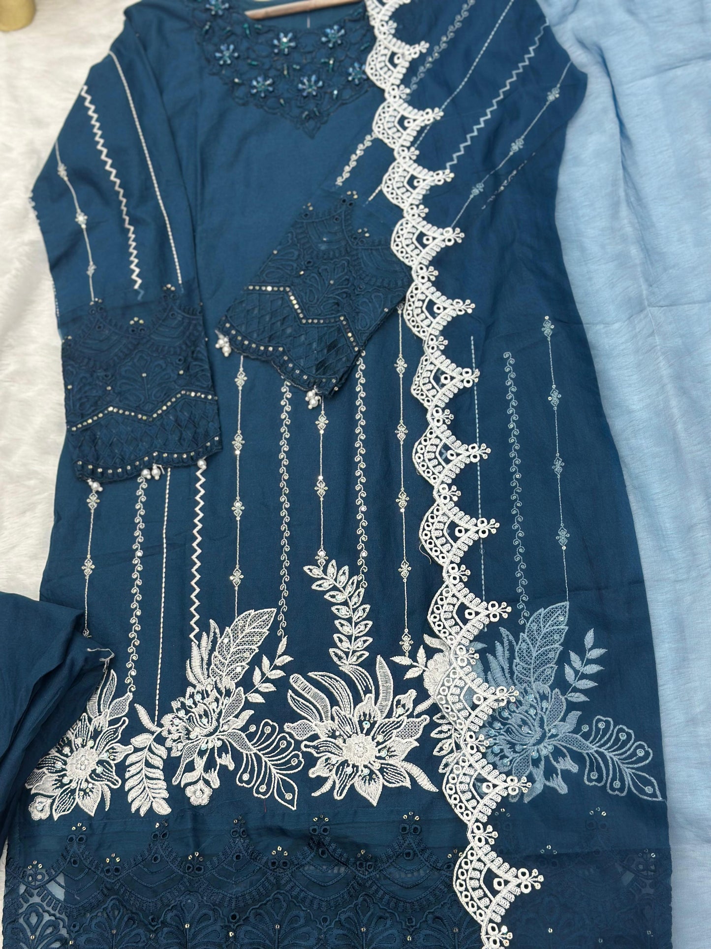 622 Premium Embroidered Pakistani Party Wear - Teal Blue