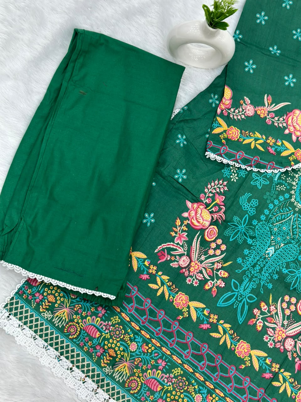 935 Pakistani Embroidered Suit