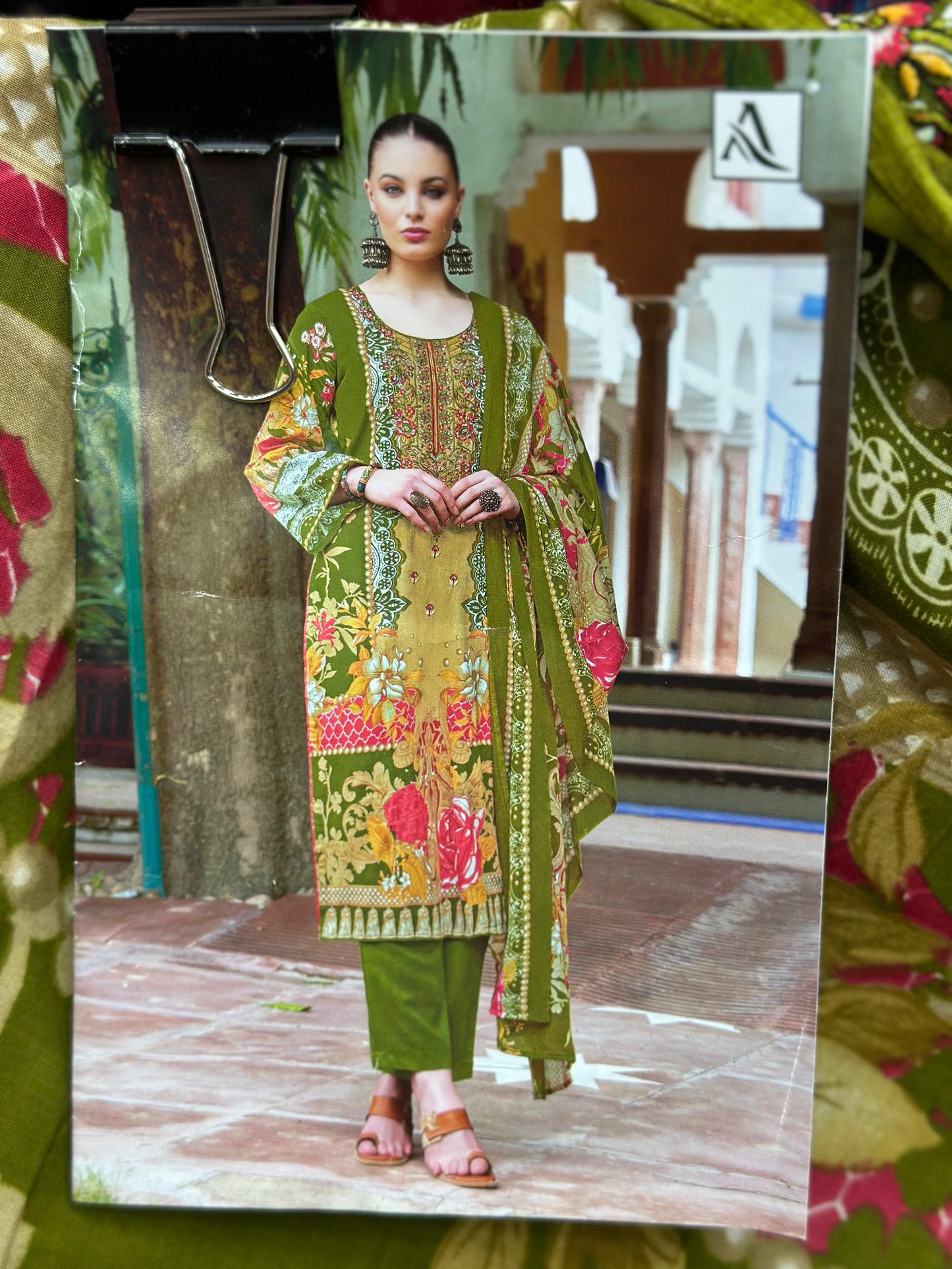 540 Pakistani Unstitched suit