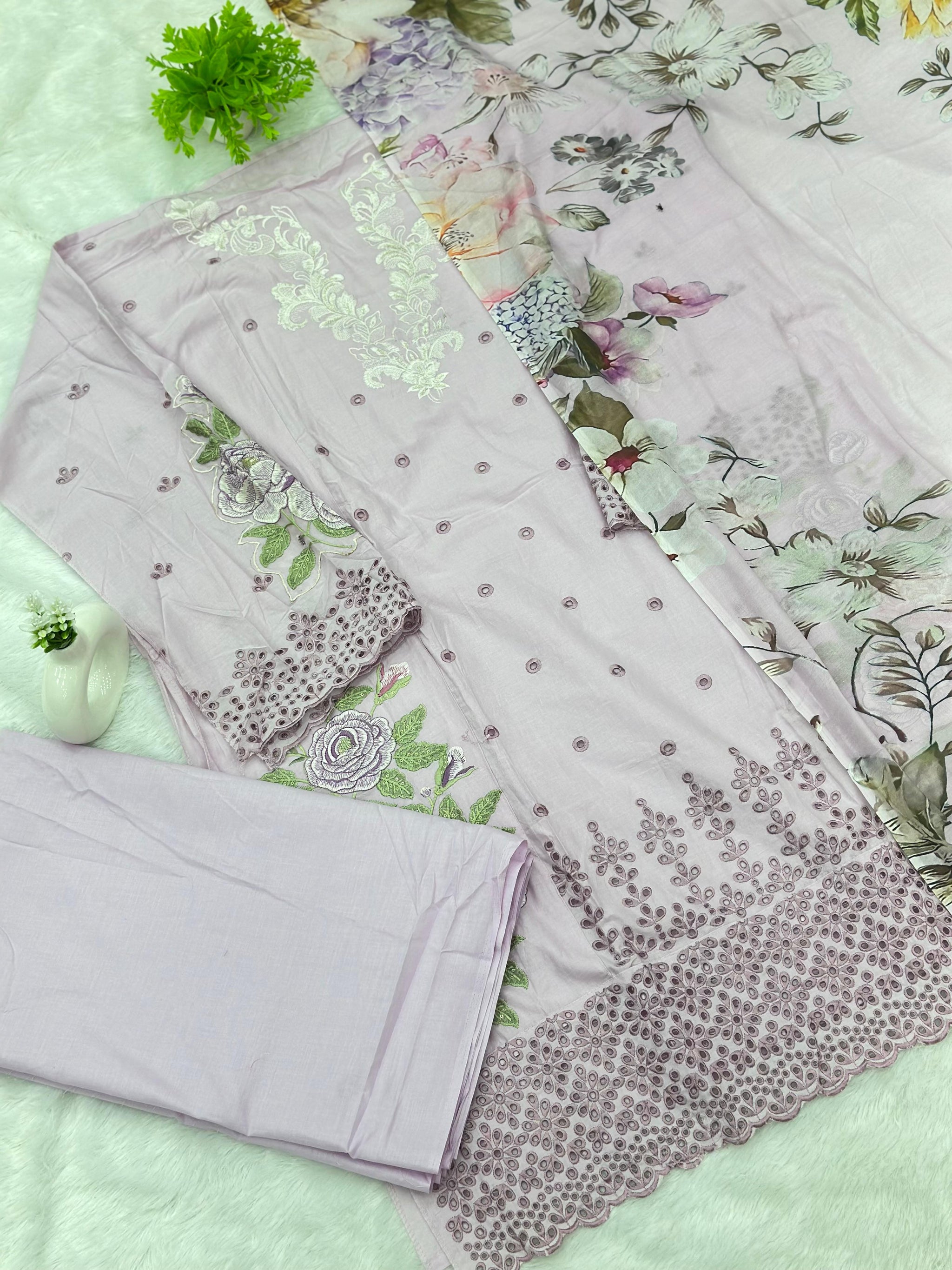 966 Unstitched Pakistani Embroidered Suit