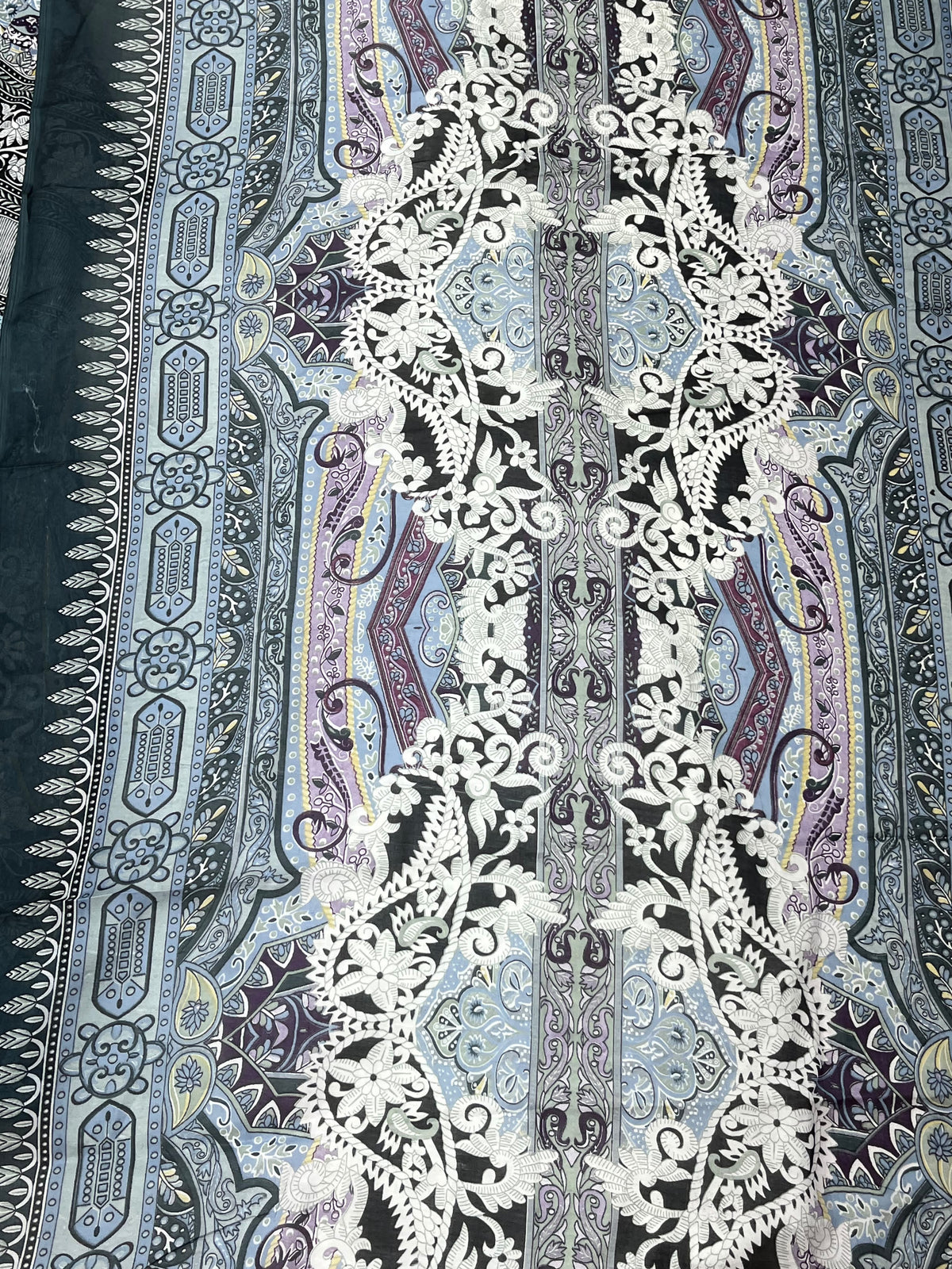 1449 Pakistani Embroidered Suit - Bottle Green