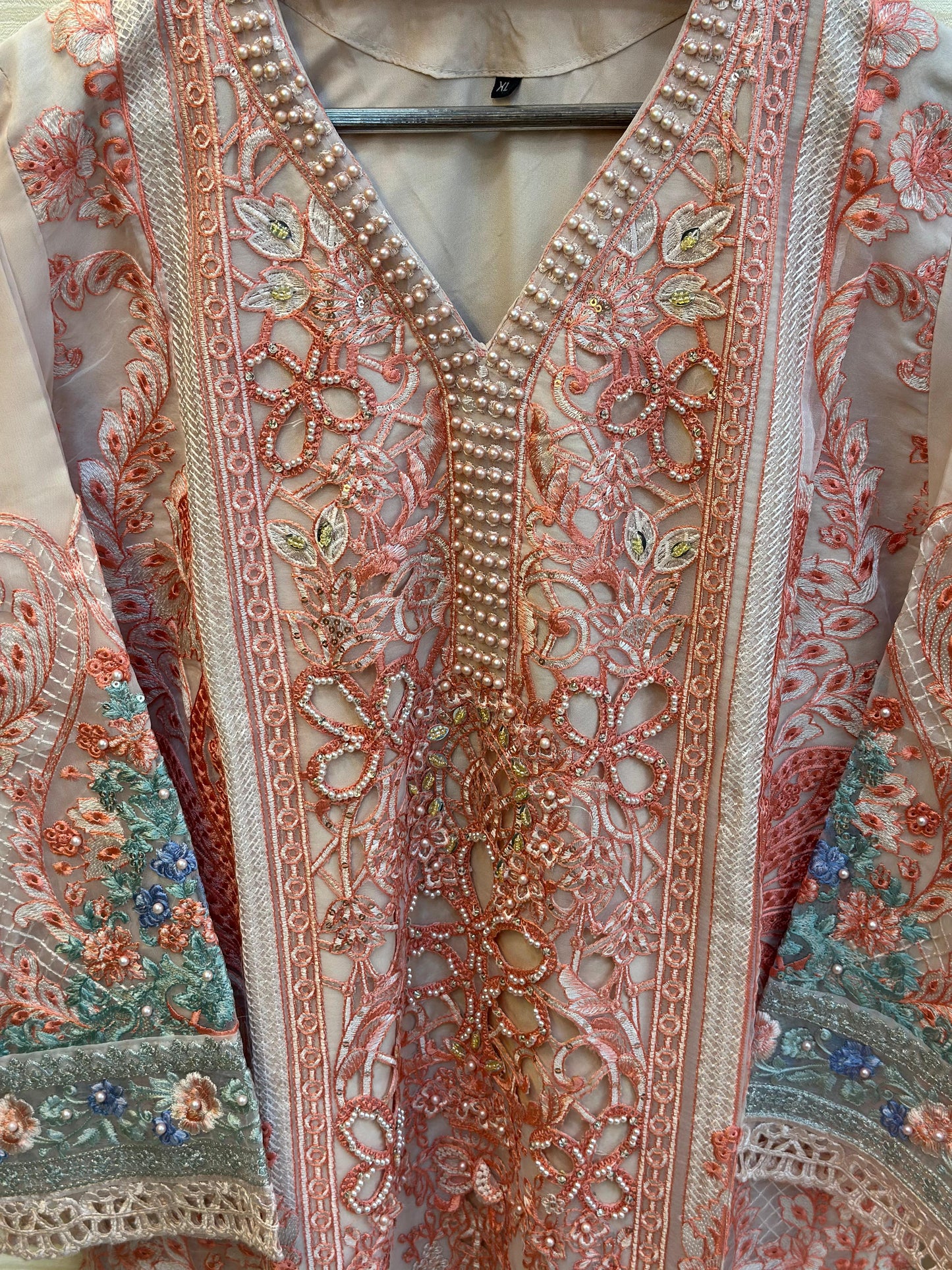377 Majestic Original Agaah Noor Ensemble