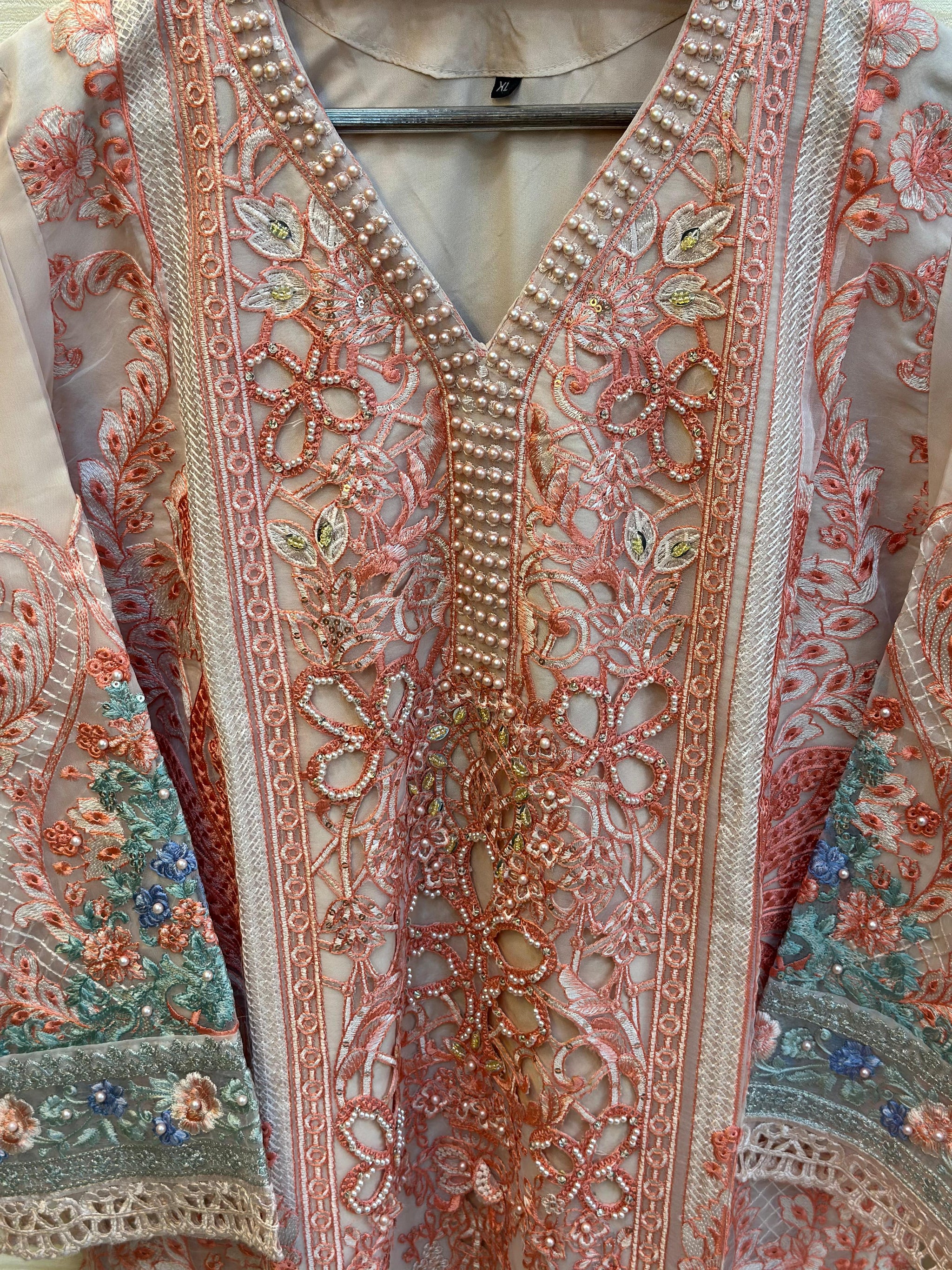 377 Majestic Original Agaah Noor Ensemble