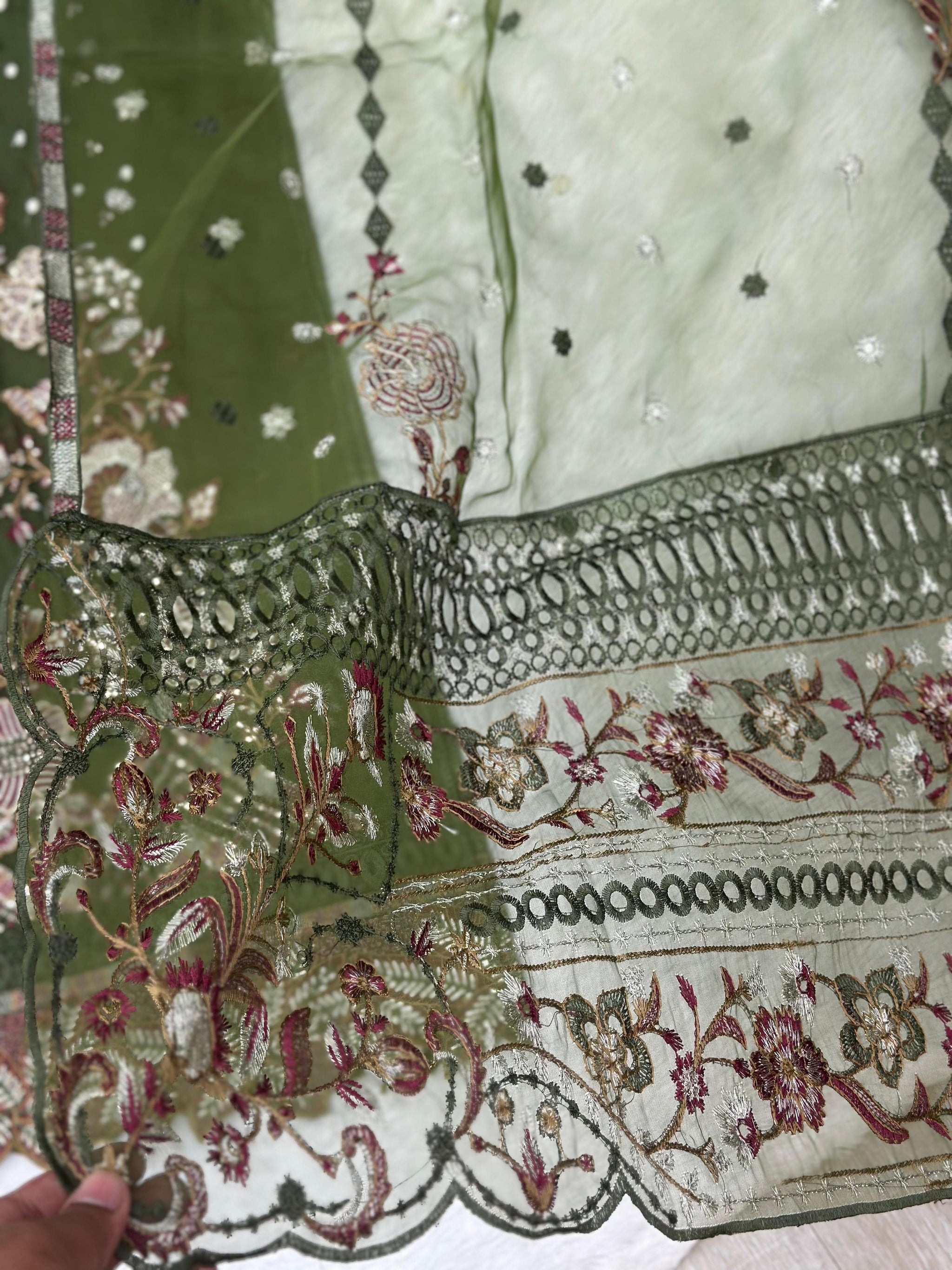 873 Semi-Stitch OG Zainab Faslani Luxury Chiffon Collection