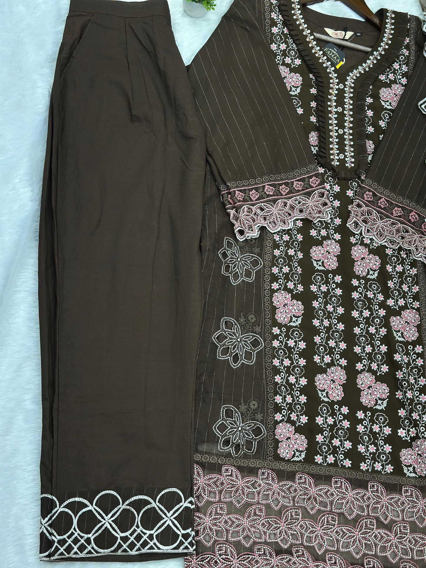 696 Motifz Party-wear