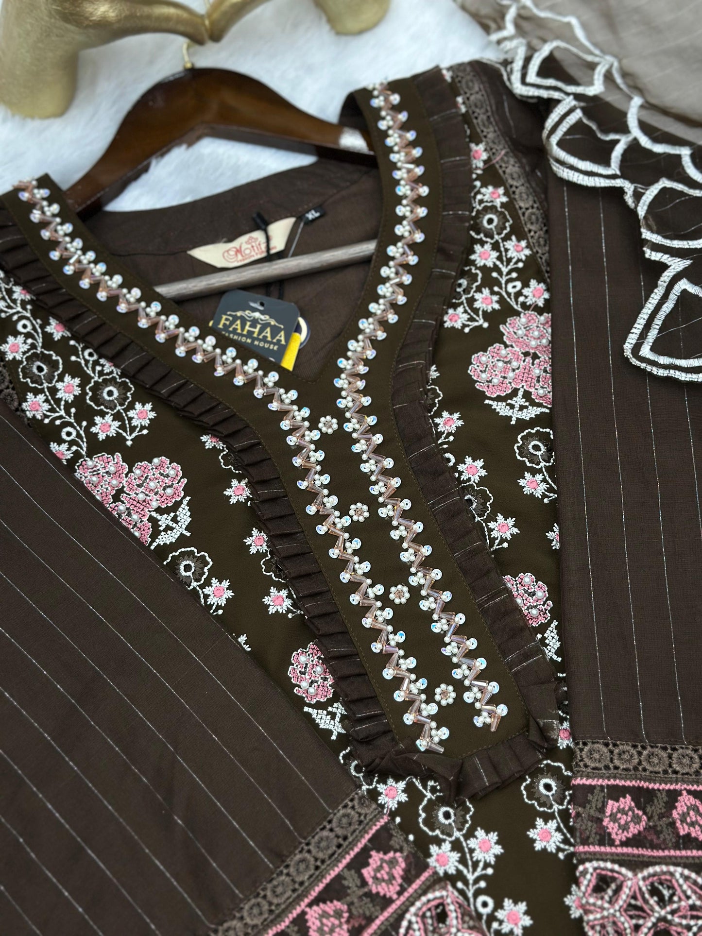 696 Motifz Party-wear