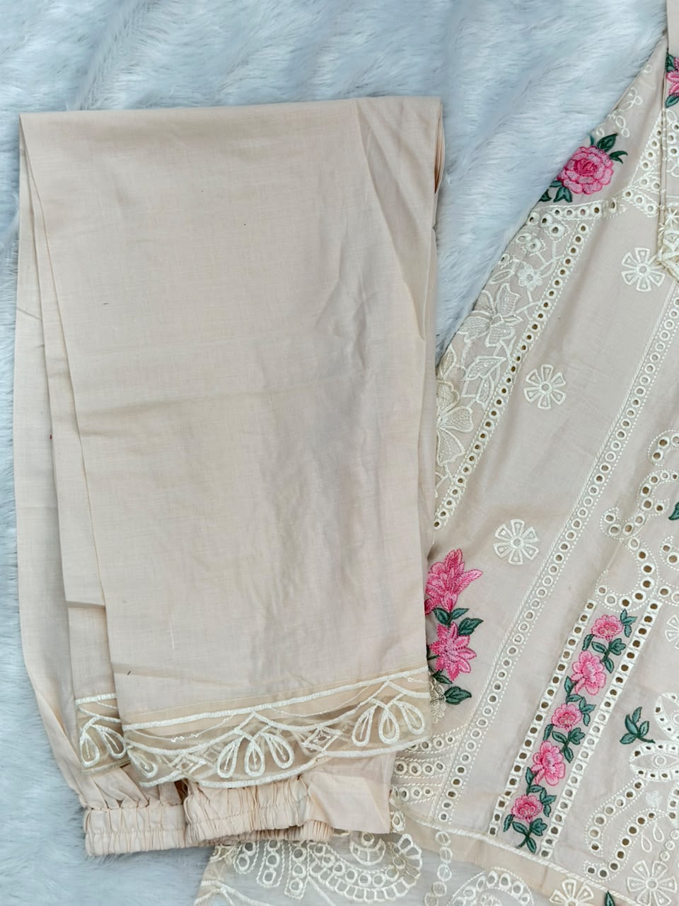 719 Pakistani Heavy Lawn Suit