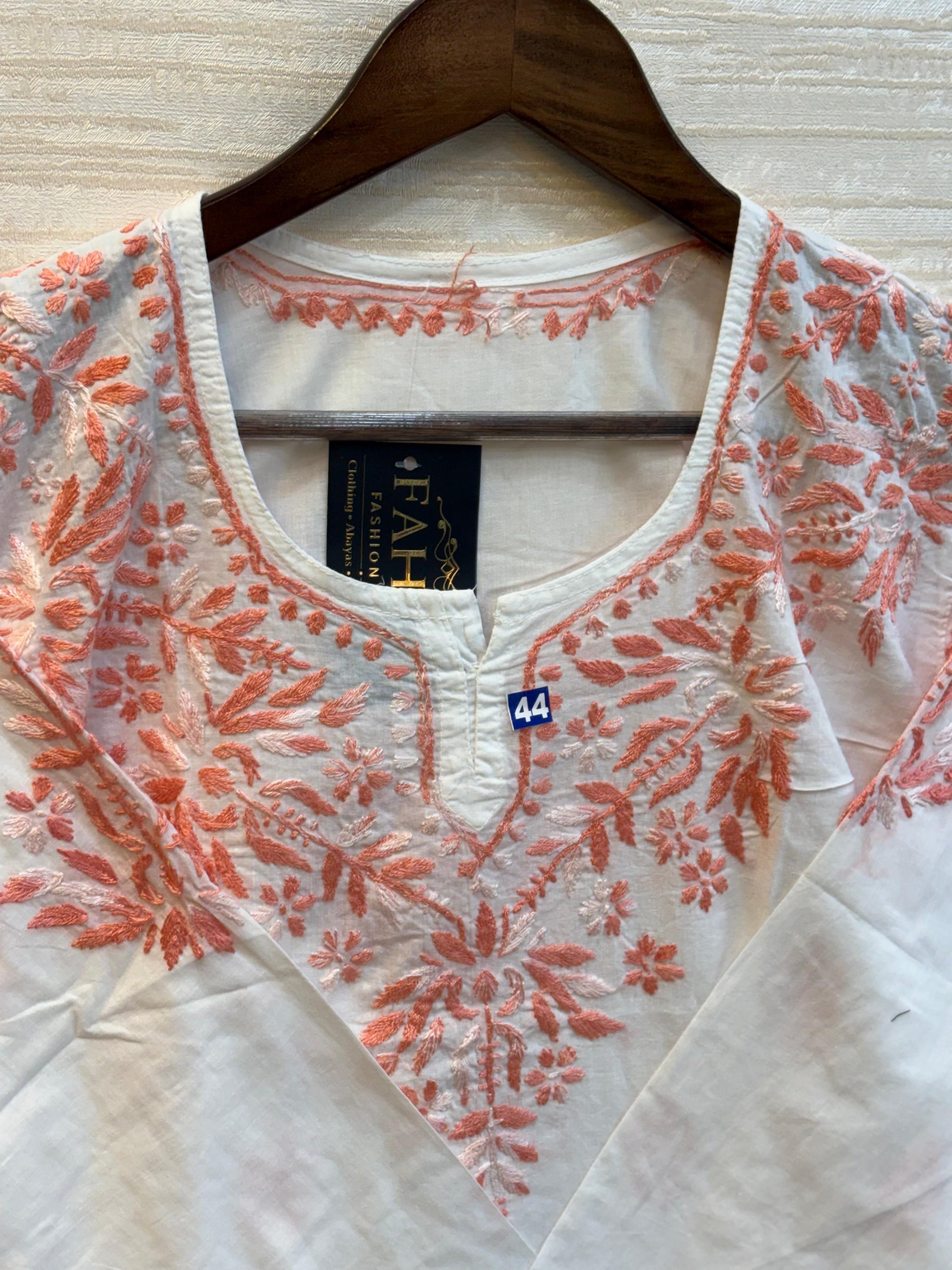 618 Lucknowi Short Kurti Set | White - Peach