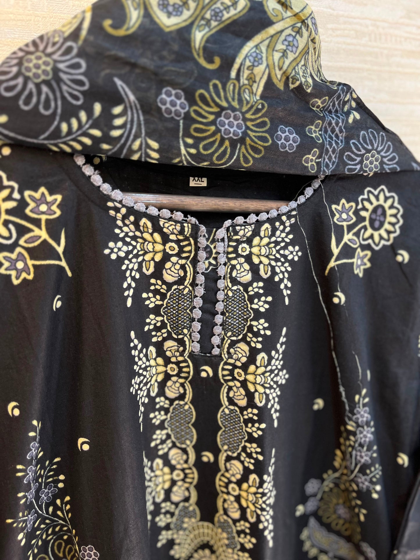 1083 Pakistani Printed Suit