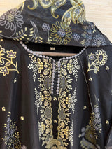 1083 Pakistani Printed Suit