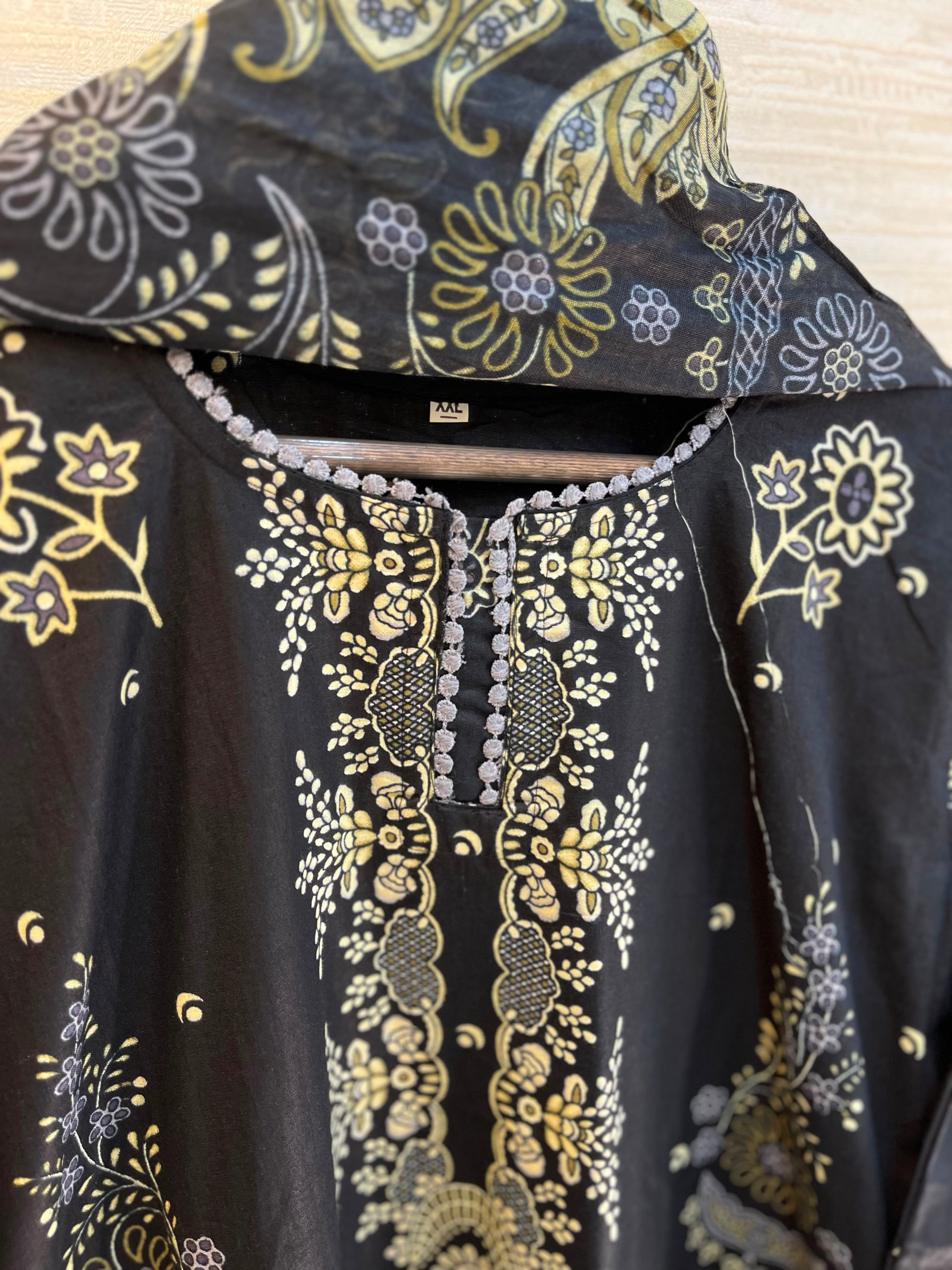 1083 Pakistani Printed Suit