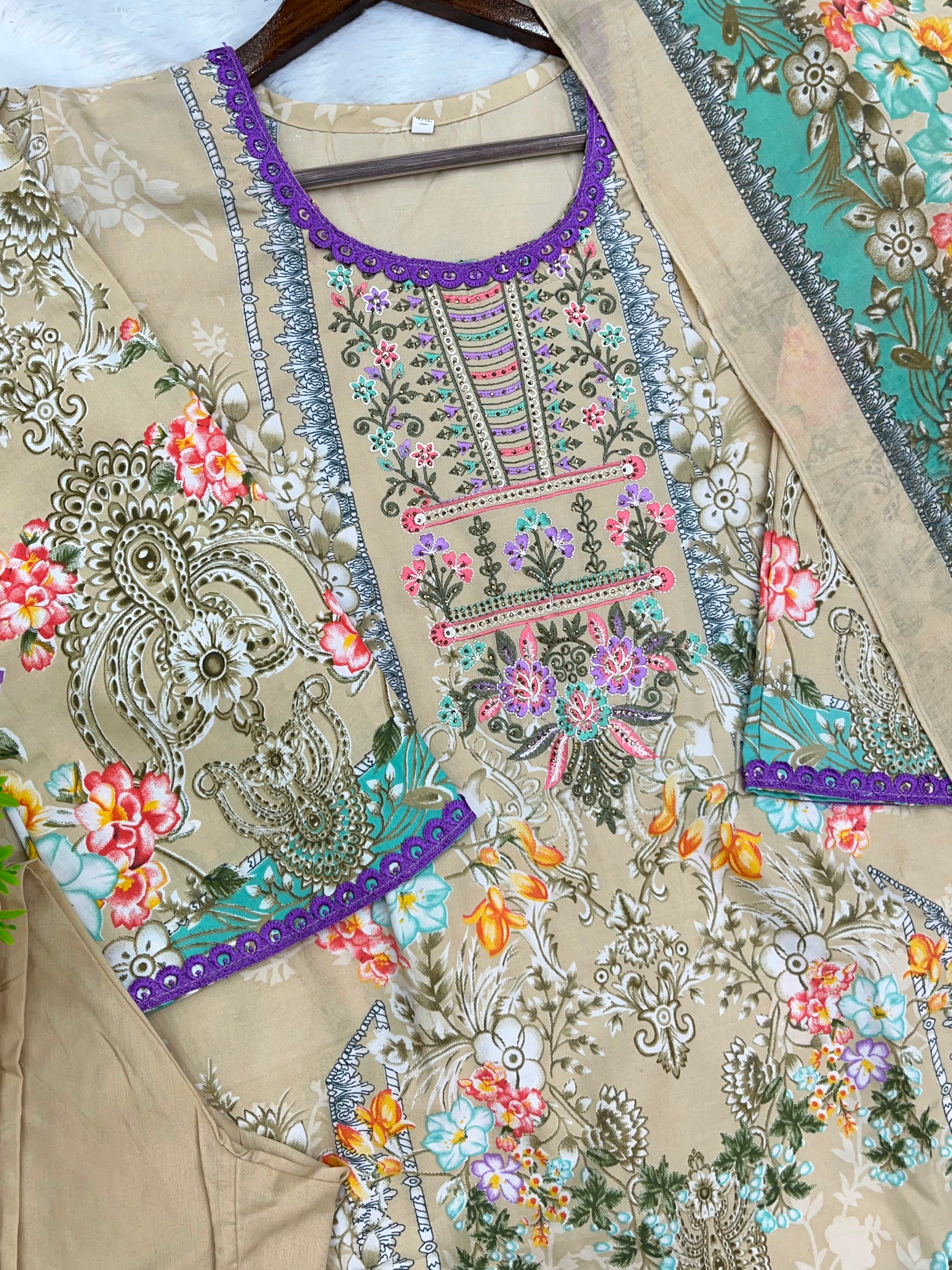 1316 Pakistani Embroidered Suit