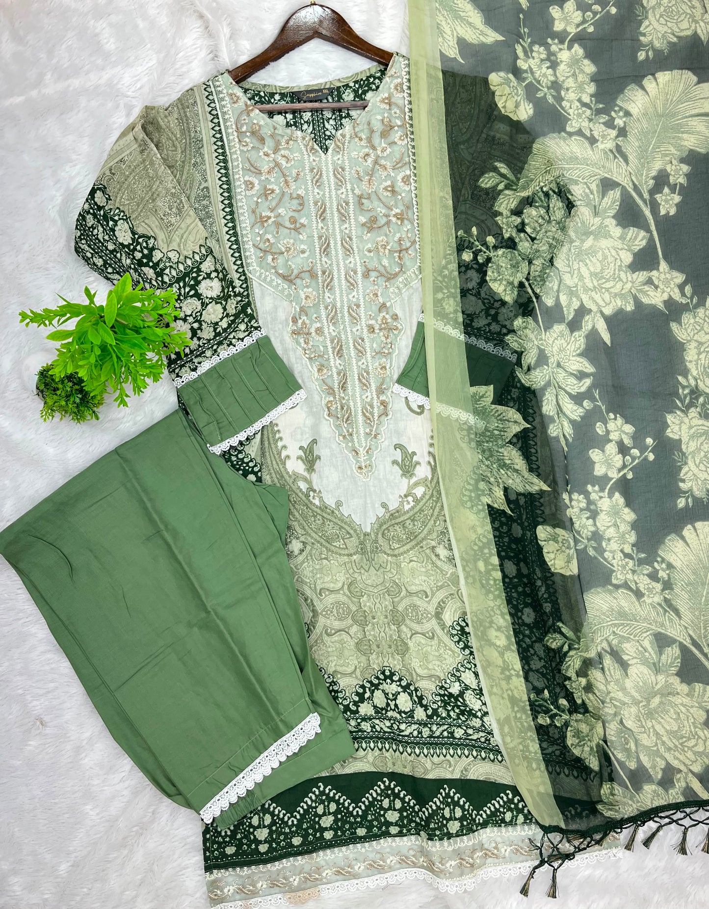 1212 Pakistani Lawn Suit - Green