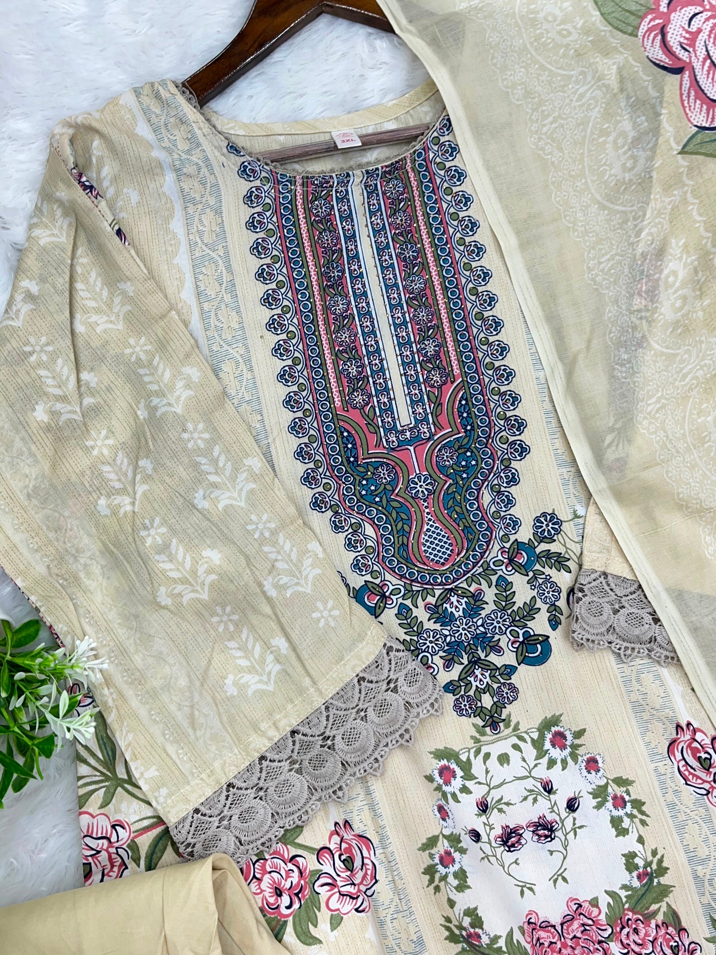 1263 Pakistani Printed Suit
