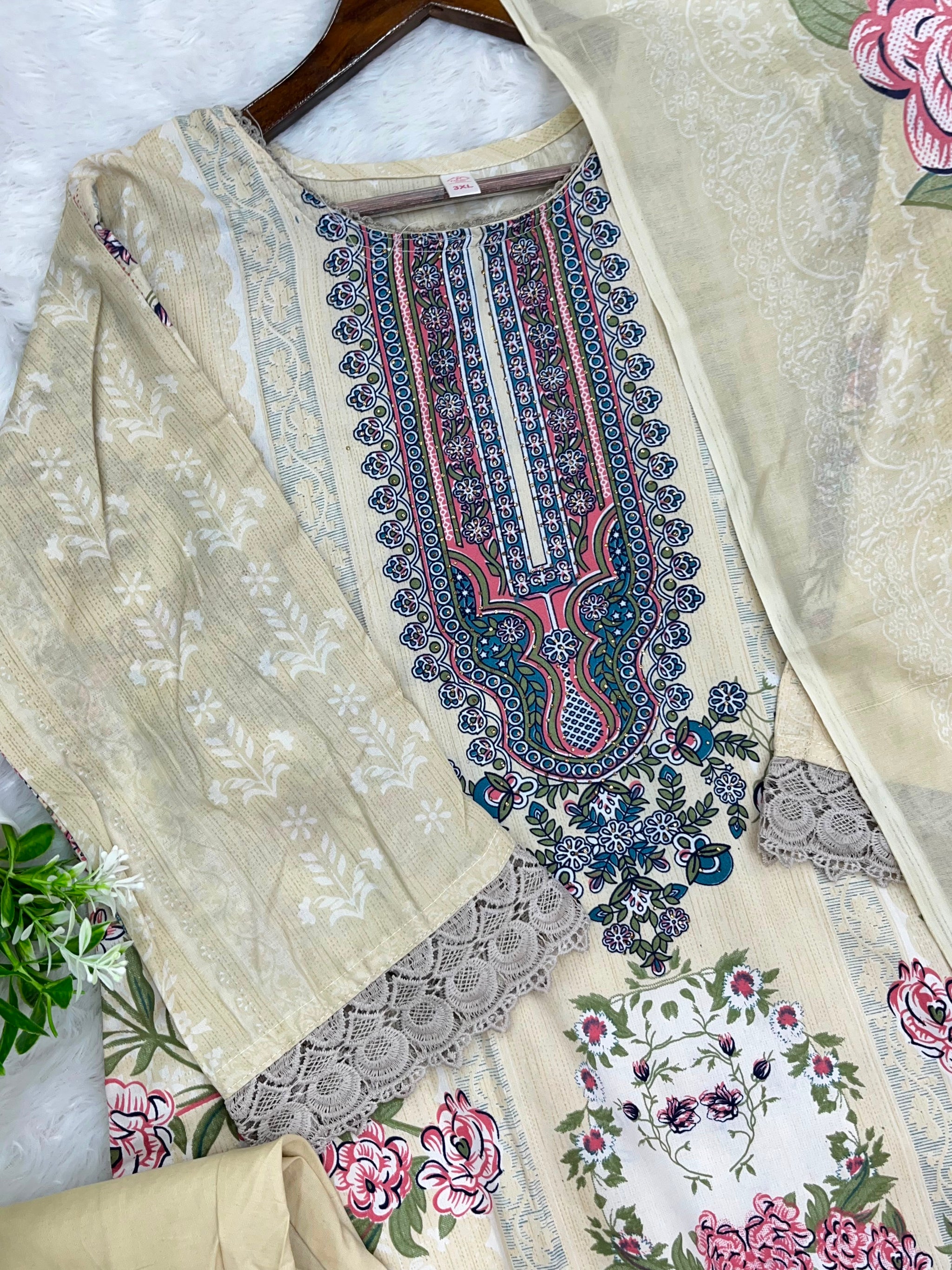 1263 Pakistani Printed Suit
