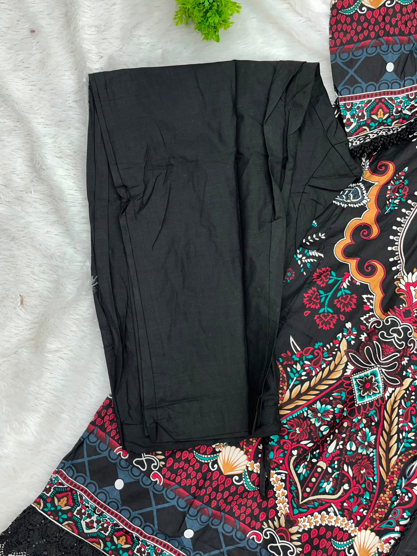 1215 Pakistani Embroidered Suit