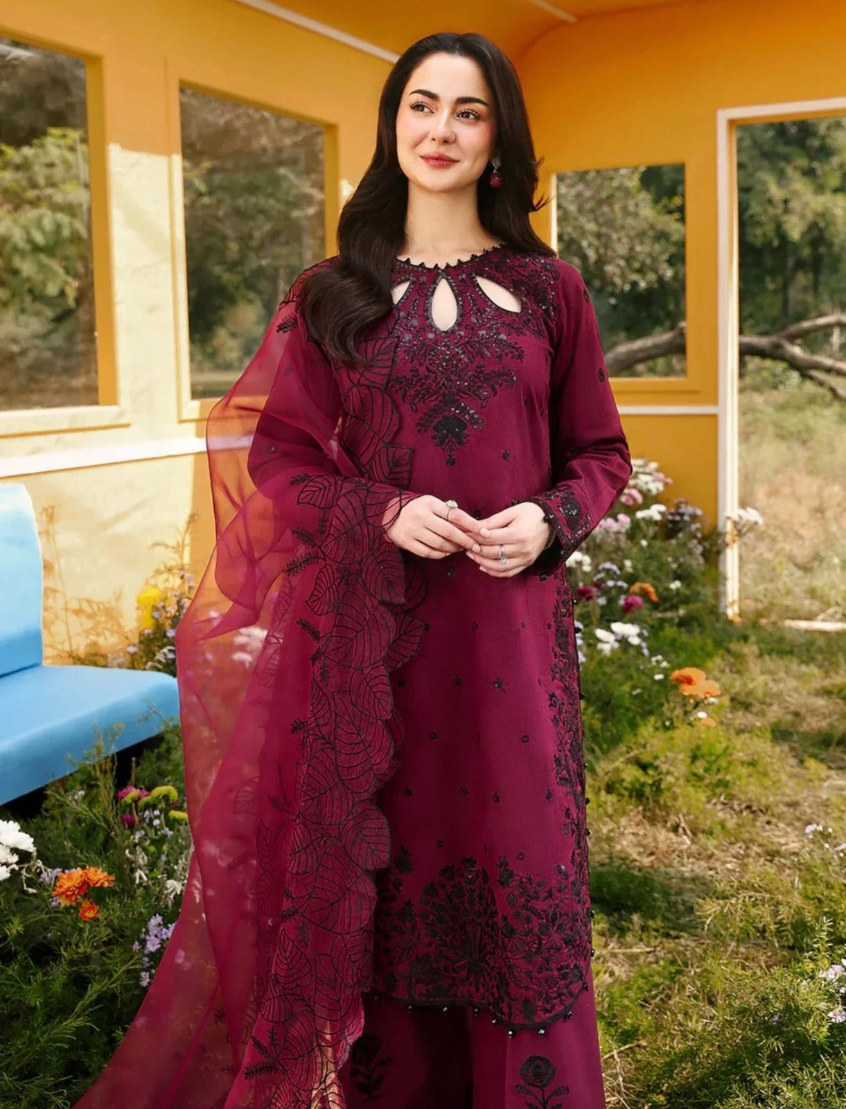 636 Hania Amir Eid Collection