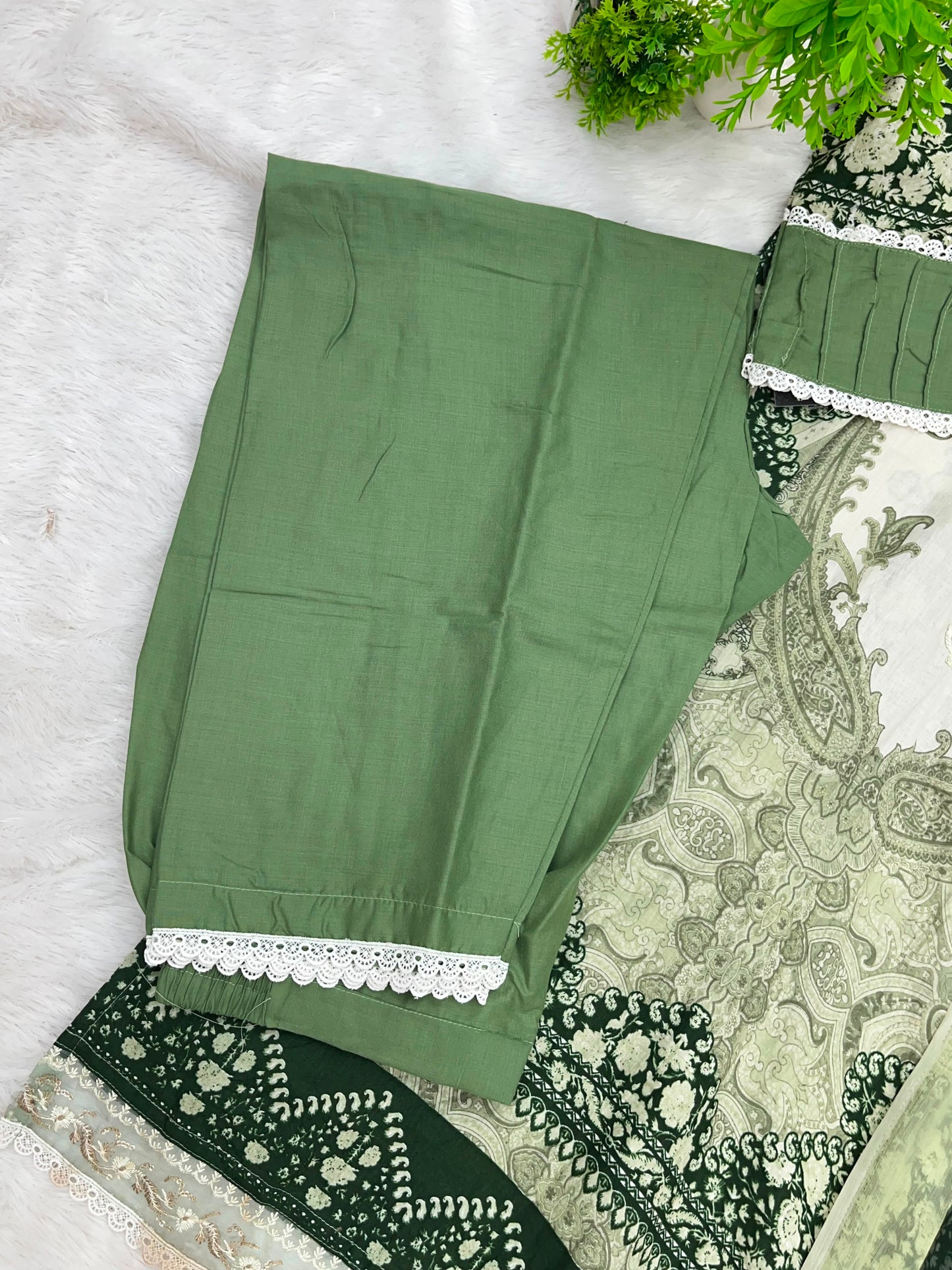 1212 Pakistani Lawn Suit - Green