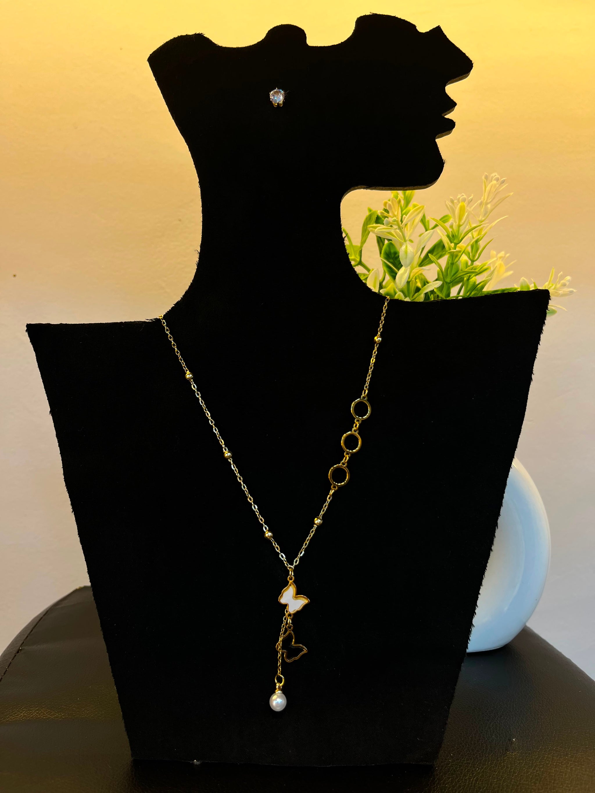 1175 Elegant Gold Plated Necklace