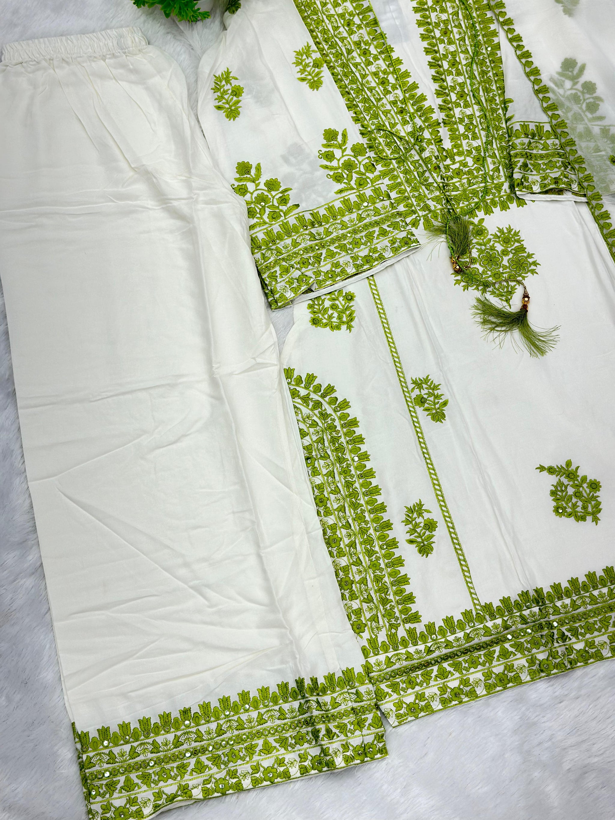 800 Readymade Pakistani Palazzo Coord-Set