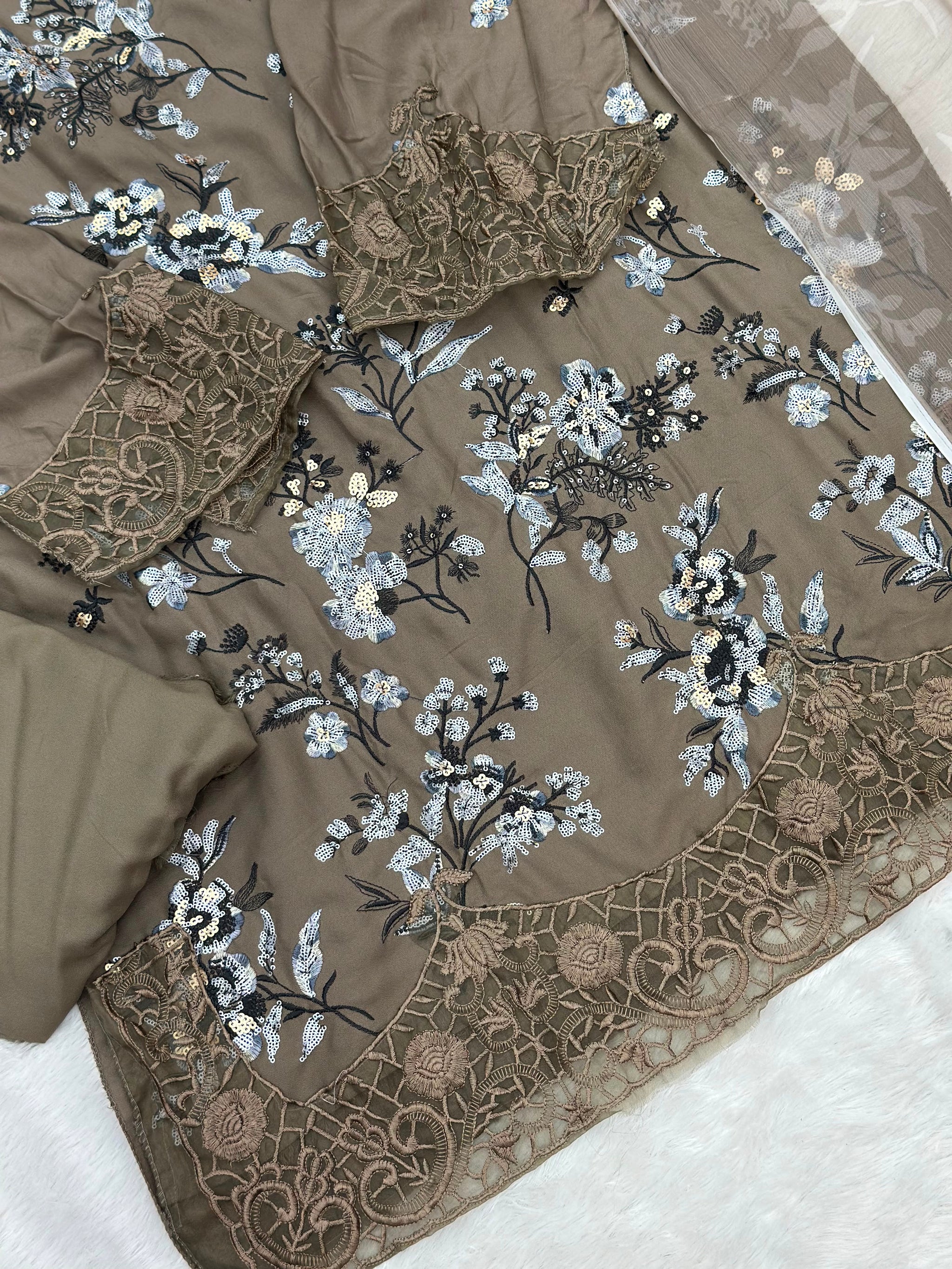 977 Unstitched Maria-B Lawn Suit